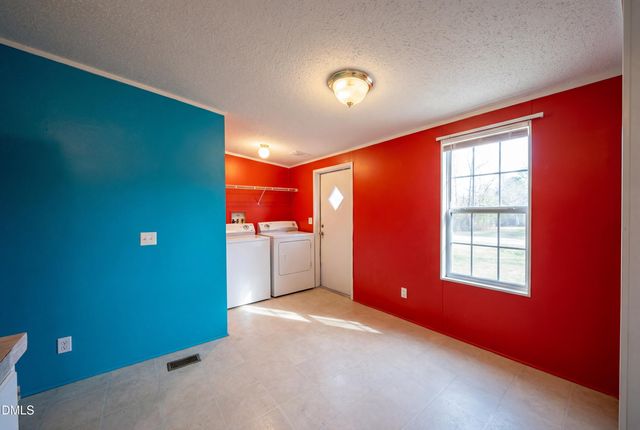 128 N State Street, Haw River, NC 27258