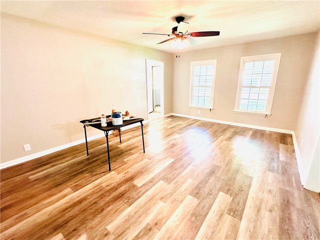 1202 Devon Dr, Corpus Christi, TX 78404