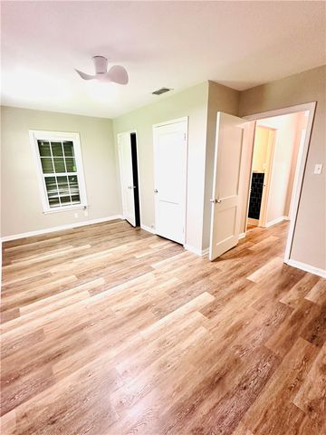 1202 Devon Dr, Corpus Christi, TX 78404