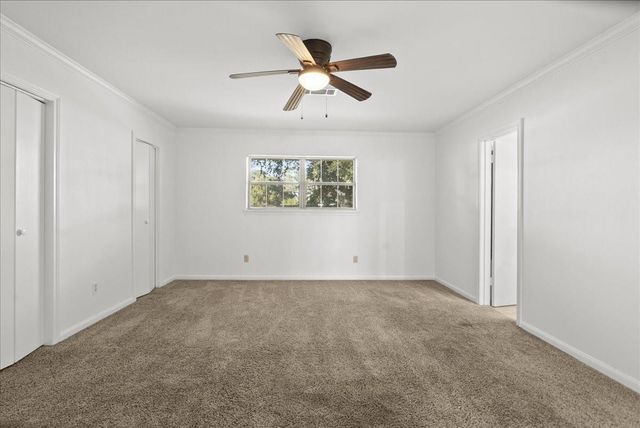 105 Alice Street, Anahuac, TX 77514