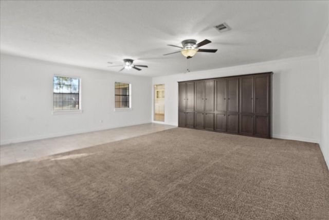 105 Alice Street, Anahuac, TX 77514