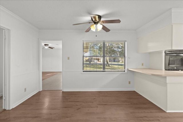 105 Alice Street, Anahuac, TX 77514