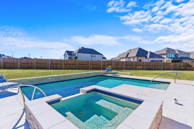 12593 Dawn Shadow Street, Frisco, TX 75035