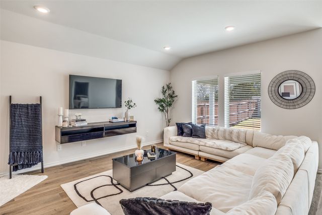 803 Sunlight Loop, Princeton, TX 75407