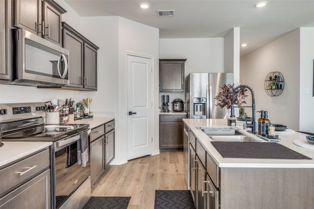 803 Sunlight Loop, Princeton, TX 75407