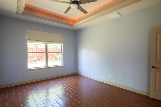 7361 Flat Rock Ln, Tyler, TX 75703