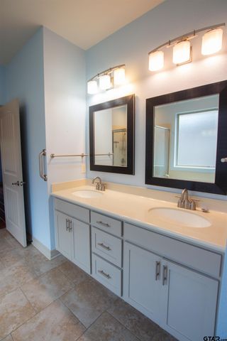 7361 Flat Rock Ln, Tyler, TX 75703