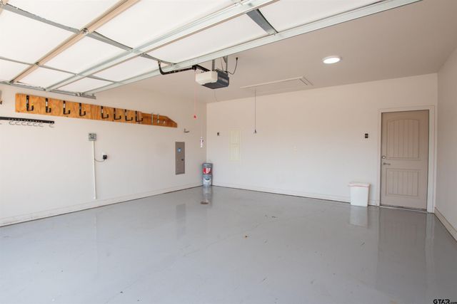 7361 Flat Rock Ln, Tyler, TX 75703