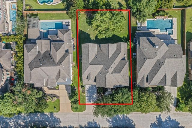 7 N Beech Springs Circle, Spring, TX 77389