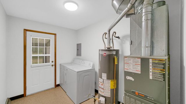1543 Kennedy Avenue, Schererville, IN 46375
