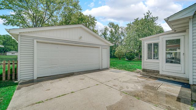 1543 Kennedy Avenue, Schererville, IN 46375