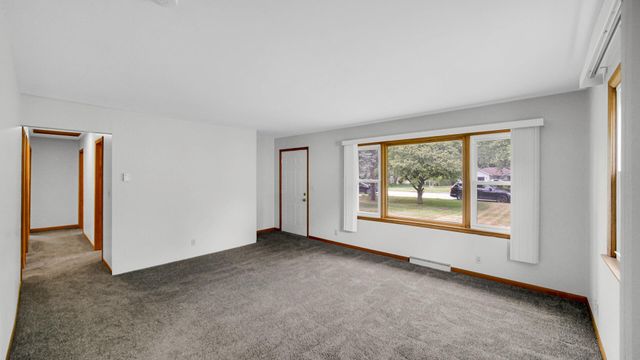 1543 Kennedy Avenue, Schererville, IN 46375