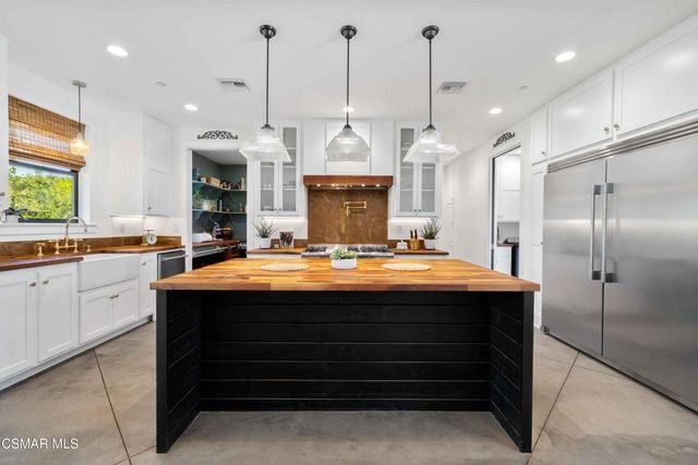 4637 Adam Road, Simi Valley, CA 93063
