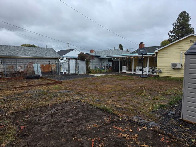 2513 Wantland Avenue, Klamath Falls, OR 97601