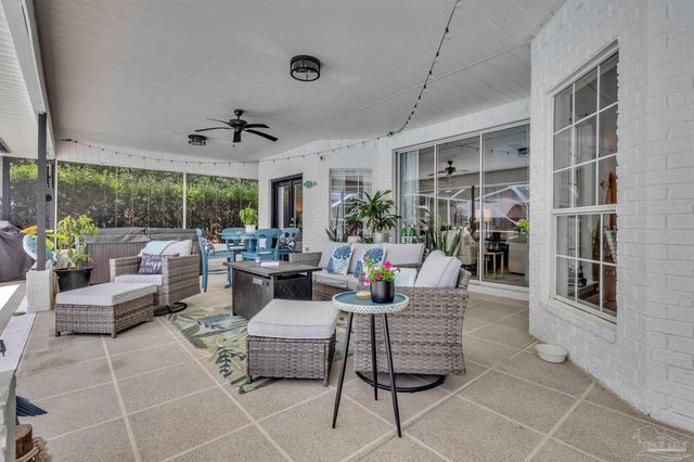 4155 Lancaster Gate Dr, Pace, FL 32571