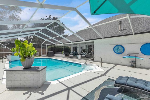 4155 Lancaster Gate Dr, Pace, FL 32571