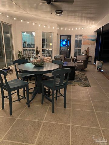 4155 Lancaster Gate Dr, Pace, FL 32571
