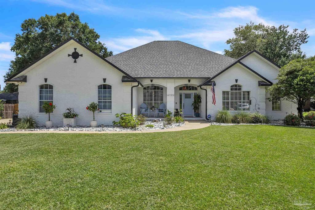 4155 Lancaster Gate Dr, Pace, FL 32571