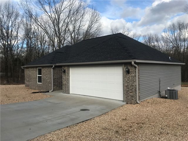 93 Kinloch Drive, Bella Vista, AR 72715