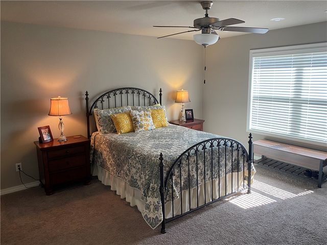 93 Kinloch Drive, Bella Vista, AR 72715