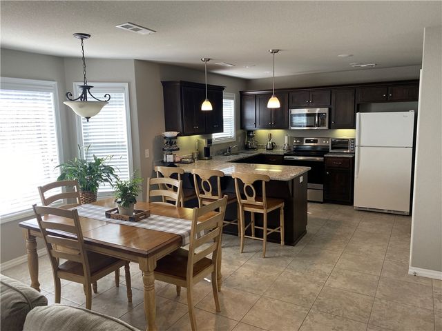 93 Kinloch Drive, Bella Vista, AR 72715