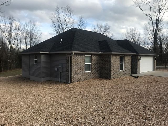 93 Kinloch Drive, Bella Vista, AR 72715