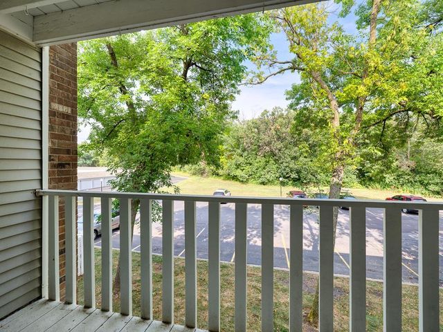 1601 N Innsbruck Drive 278NE, Fridley, MN 55432