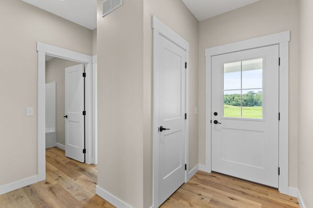 4610 W 12th Street, Davenport, IA 52804