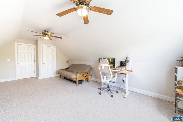 5301 LITTLE FOX LN, Charlottesville, VA 22903