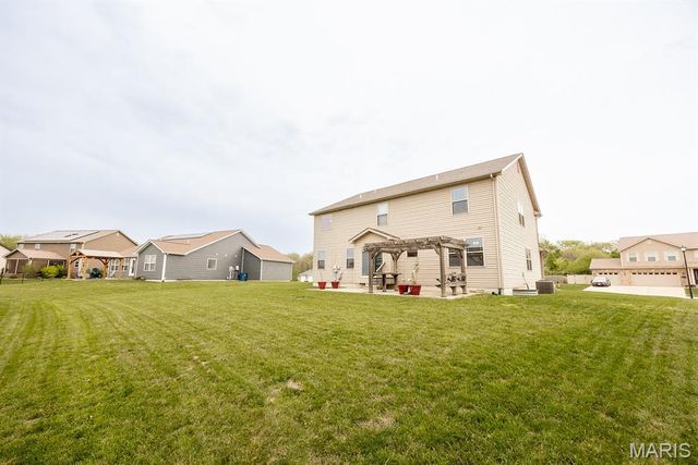 2662 London Lane, Belleville, IL 62221