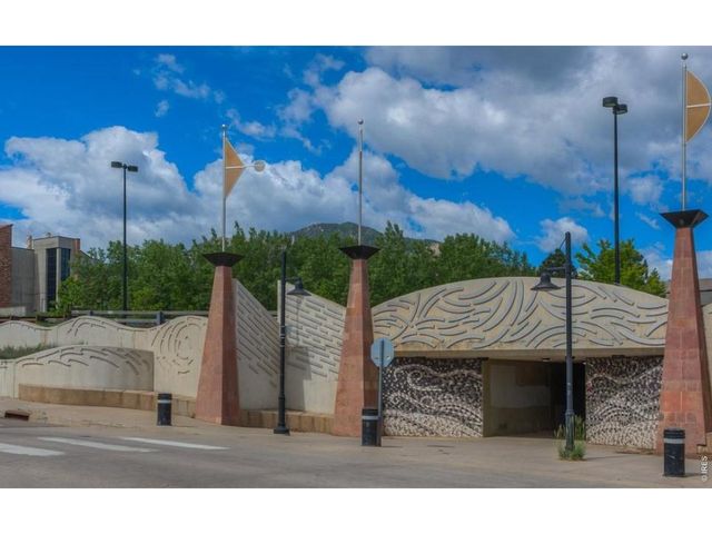 2810 E College Ave 302, Boulder, CO 80303