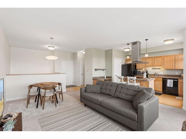 2810 E College Ave 302, Boulder, CO 80303