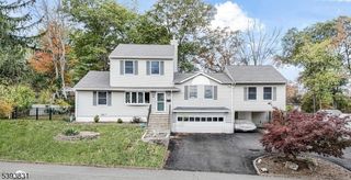 18 Hope Ter, Lincoln Park Boro, NJ 07035