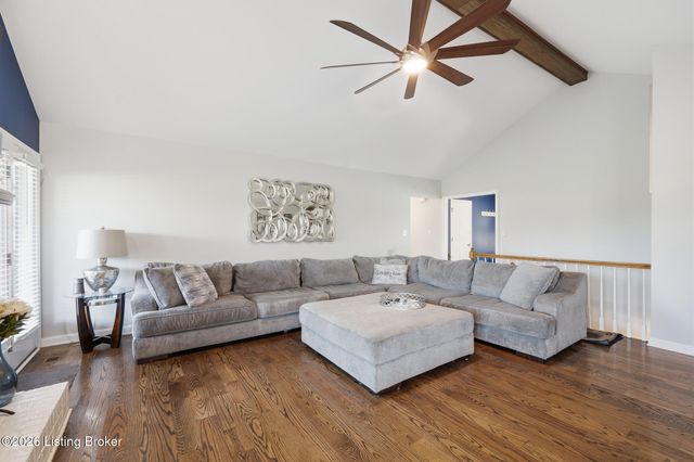 8200 Bohannon Station Rd, Louisville, KY 40291