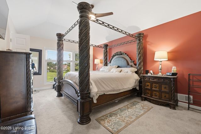 8200 Bohannon Station Rd, Louisville, KY 40291