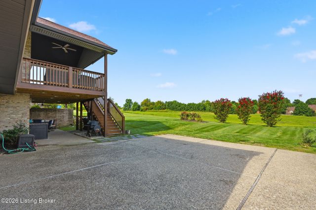 8200 Bohannon Station Rd, Louisville, KY 40291