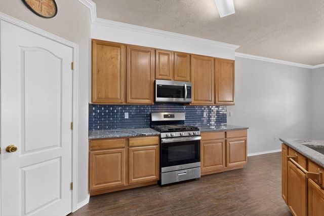 3224 W Meadow Drive SW, Albuquerque, NM 87121
