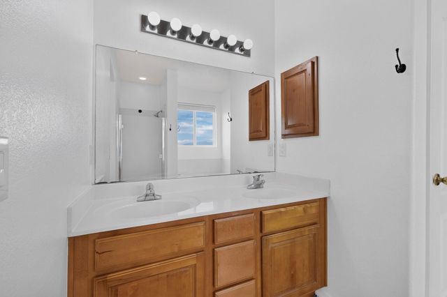 3224 W Meadow Drive SW, Albuquerque, NM 87121