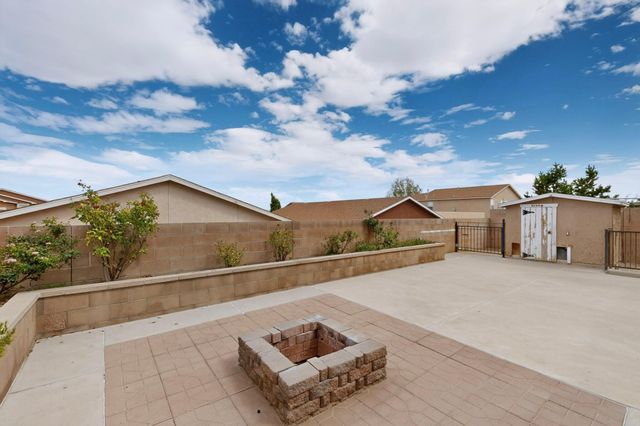 3224 W Meadow Drive SW, Albuquerque, NM 87121