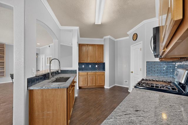 3224 W Meadow Drive SW, Albuquerque, NM 87121