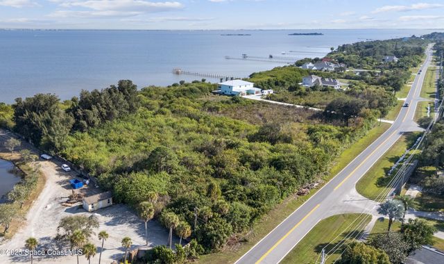 3660 S Courtenay Parkway, Merritt Island, FL 32952