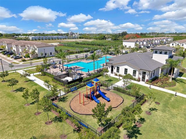 12877 SW 232nd Ln, Homestead, FL 33032