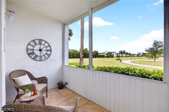 1990 Leisure DR 3, Fort Myers, FL 33907