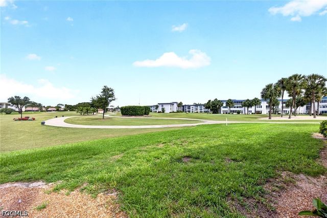 1990 Leisure DR 3, Fort Myers, FL 33907