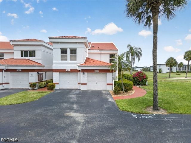 1990 Leisure DR 3, Fort Myers, FL 33907