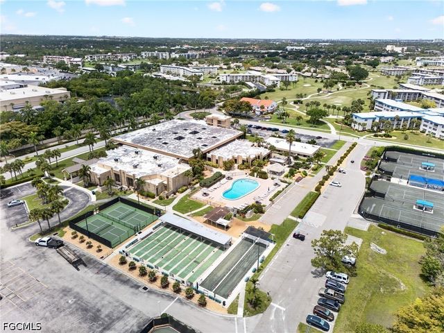 1990 Leisure DR 3, Fort Myers, FL 33907