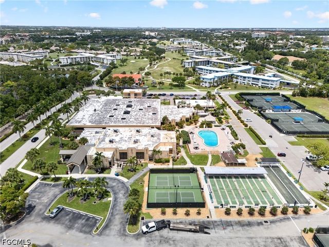 1990 Leisure DR 3, Fort Myers, FL 33907