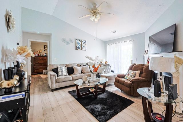 3768 Citation Way Apt 1137, Myrtle Beach, SC 29577