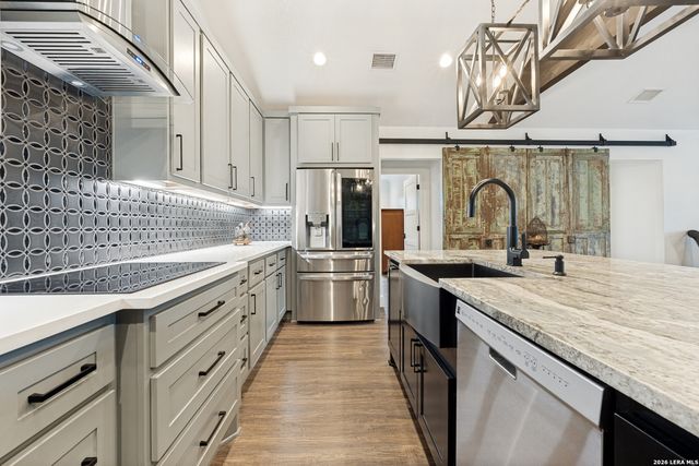 1161 Cindy Sue, Canyon Lake, TX 78133