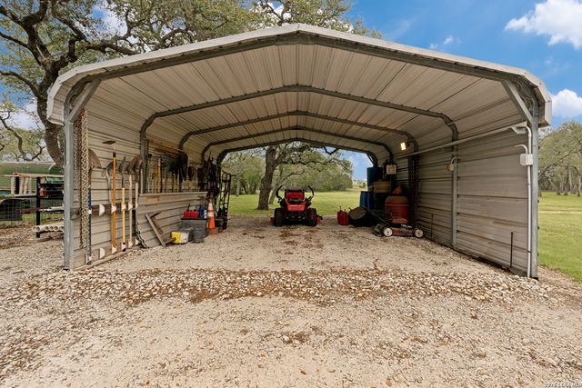 1161 Cindy Sue, Canyon Lake, TX 78133
